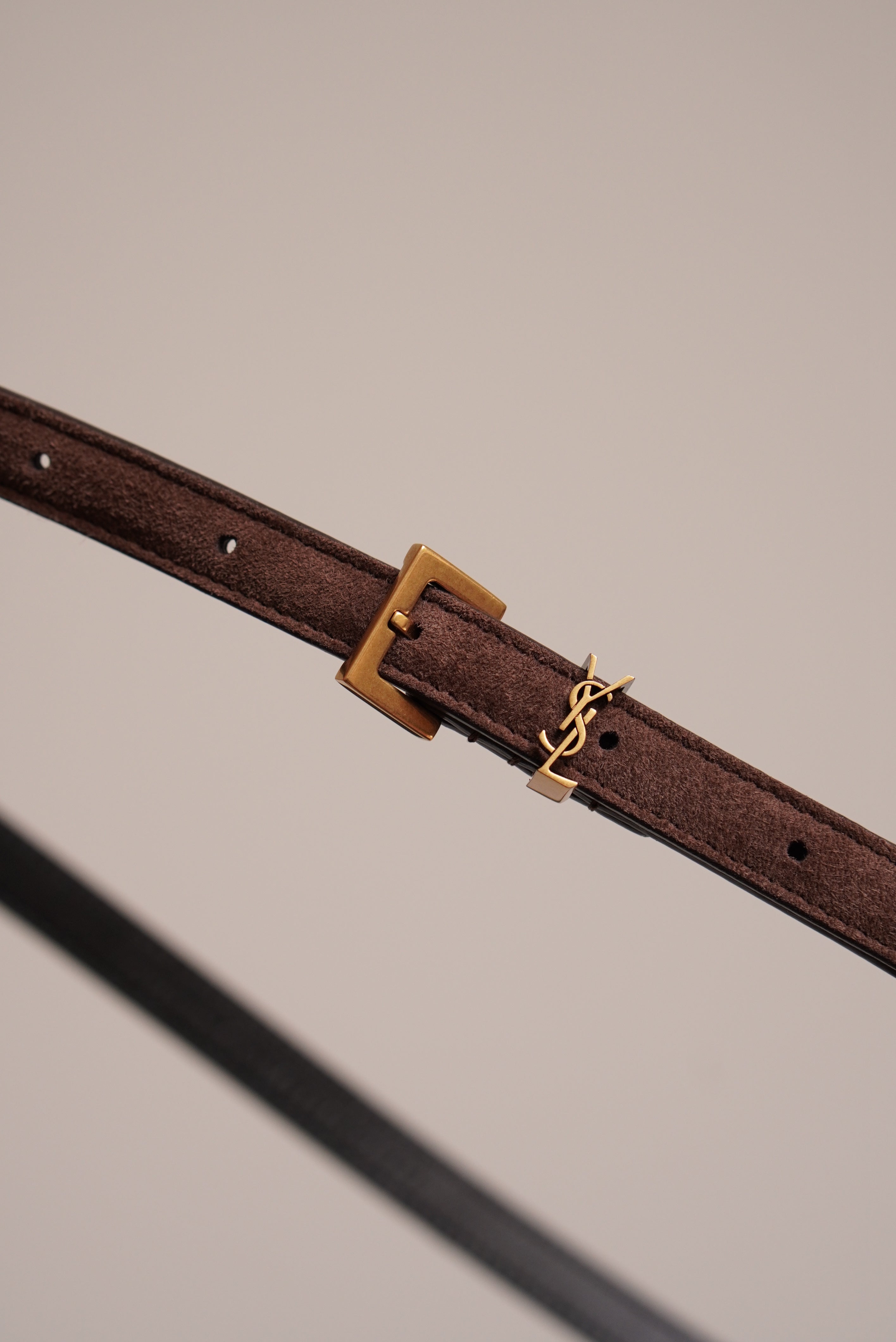SAINT LAURENT CASSANDRE BELT EXTRA THIN | BROWN