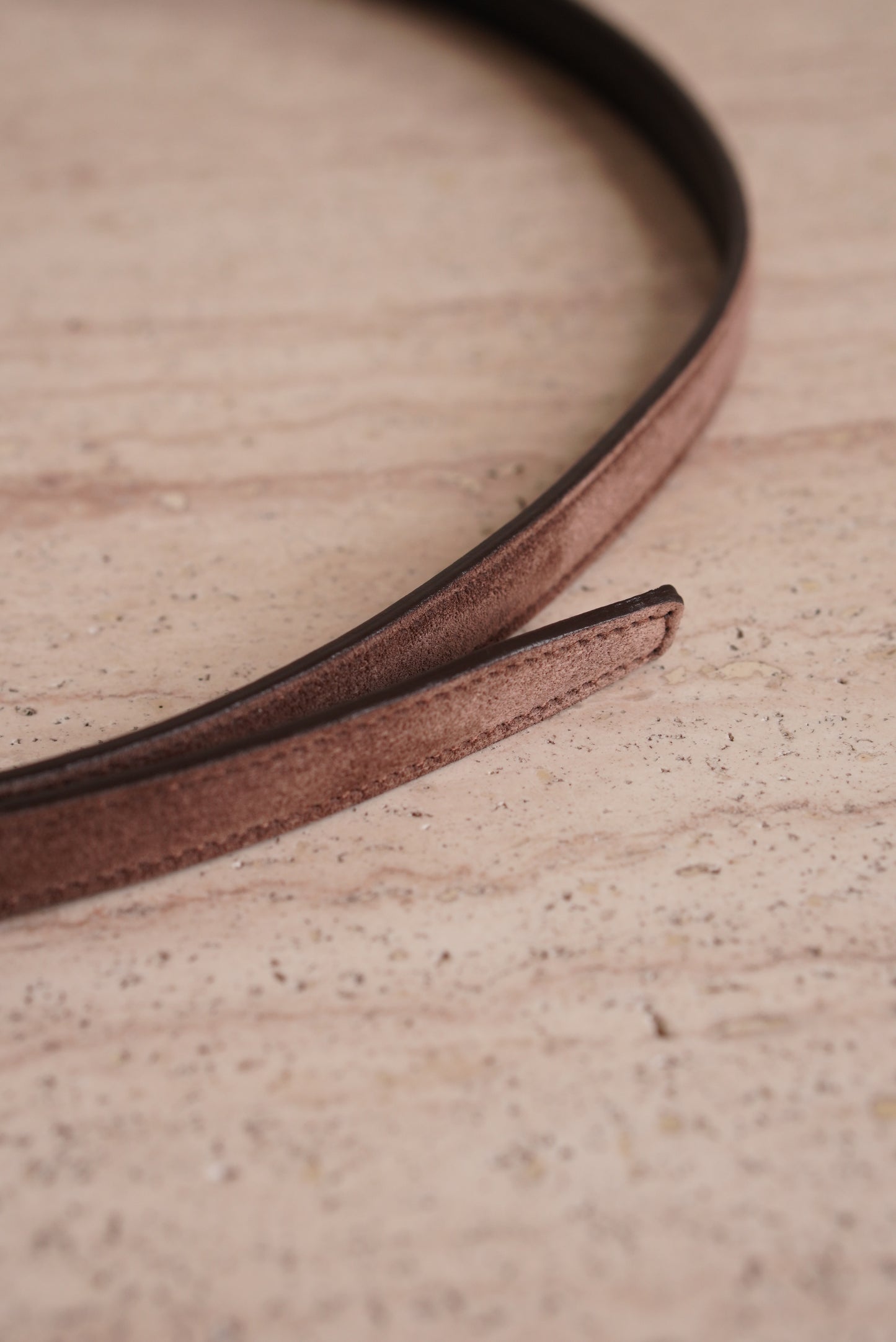 SAINT LAURENT CASSANDRE BELT EXTRA THIN | BROWN
