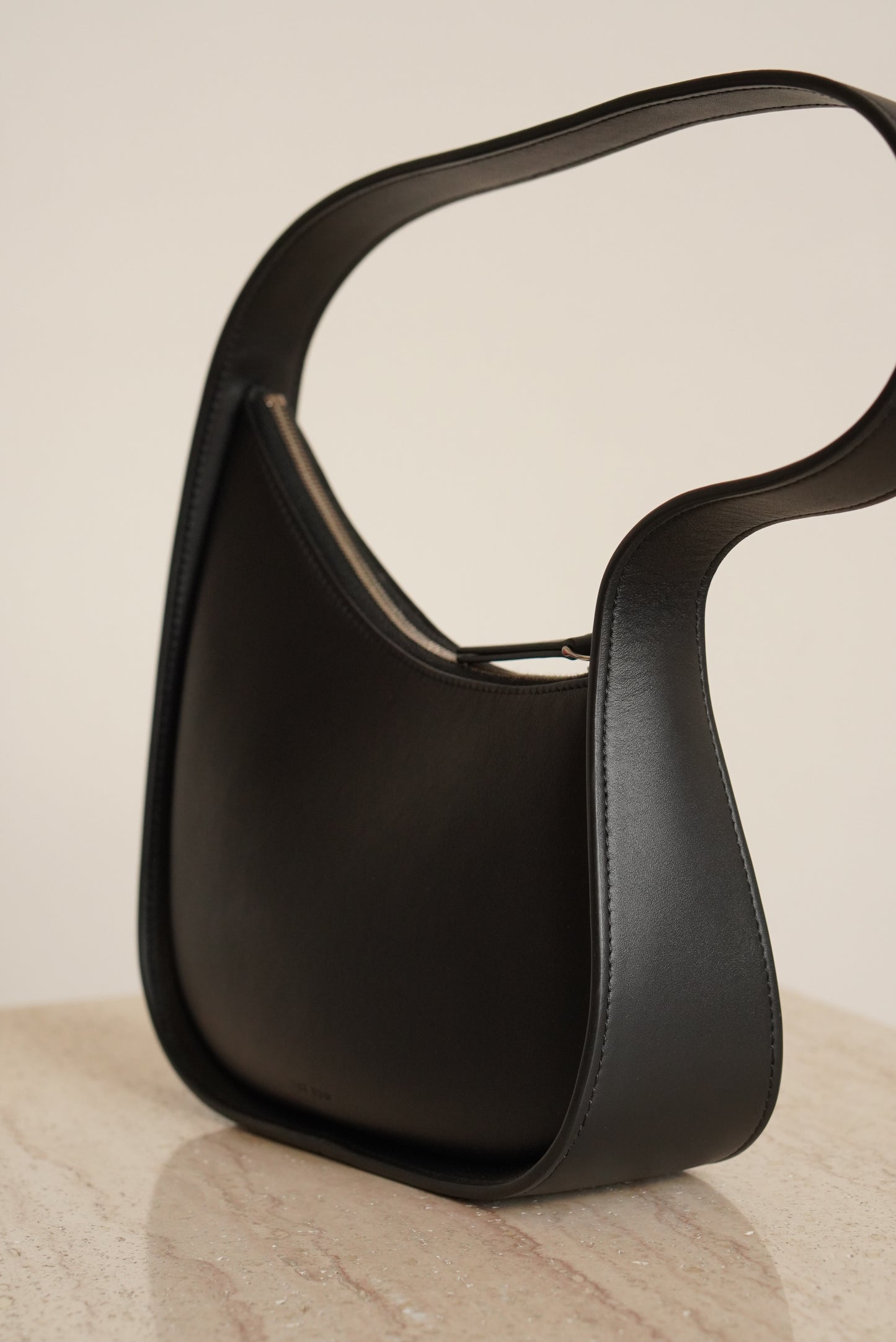THE ROW HALF MOON BAG | BLACK