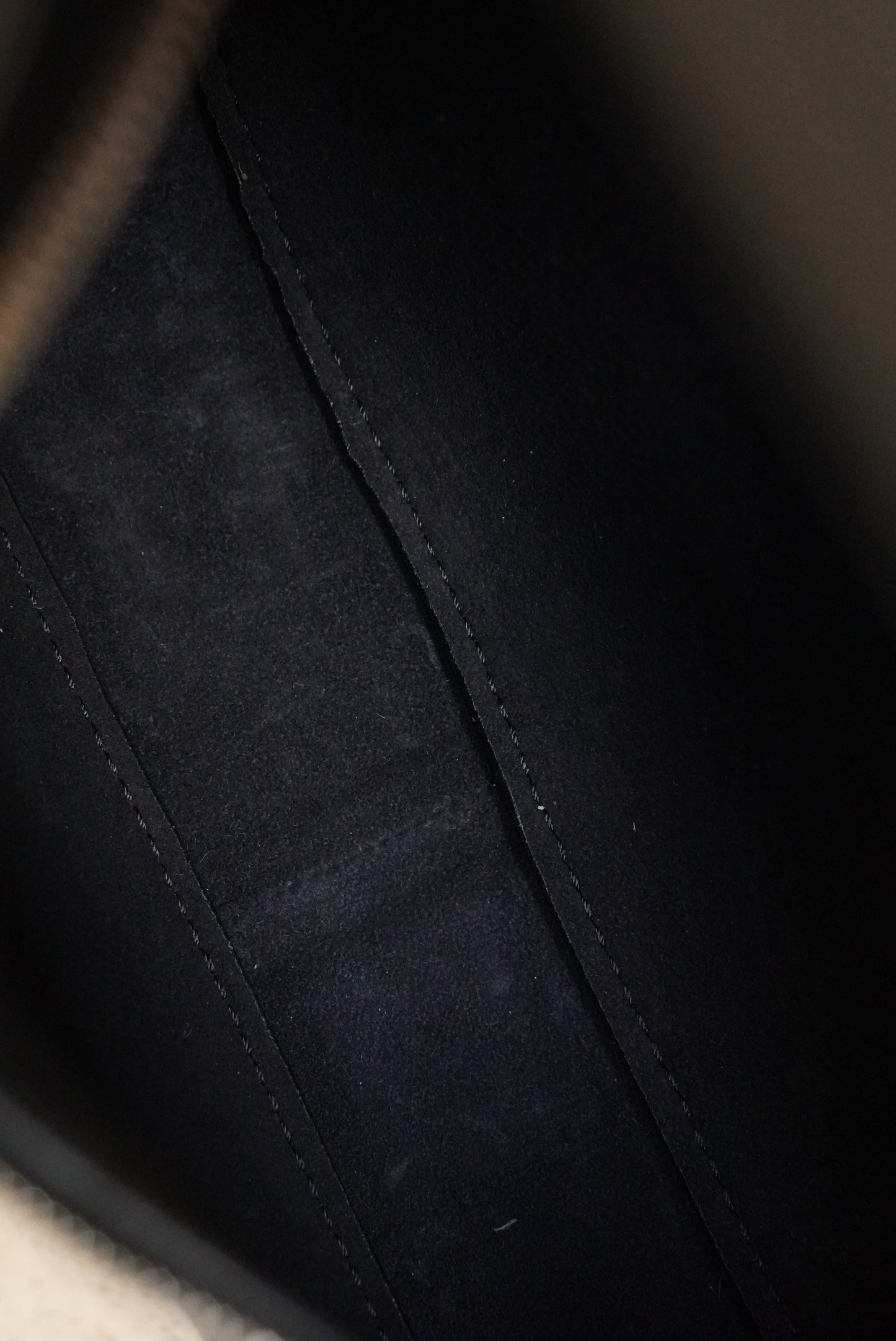 THE ROW HALF MOON BAG | BLACK