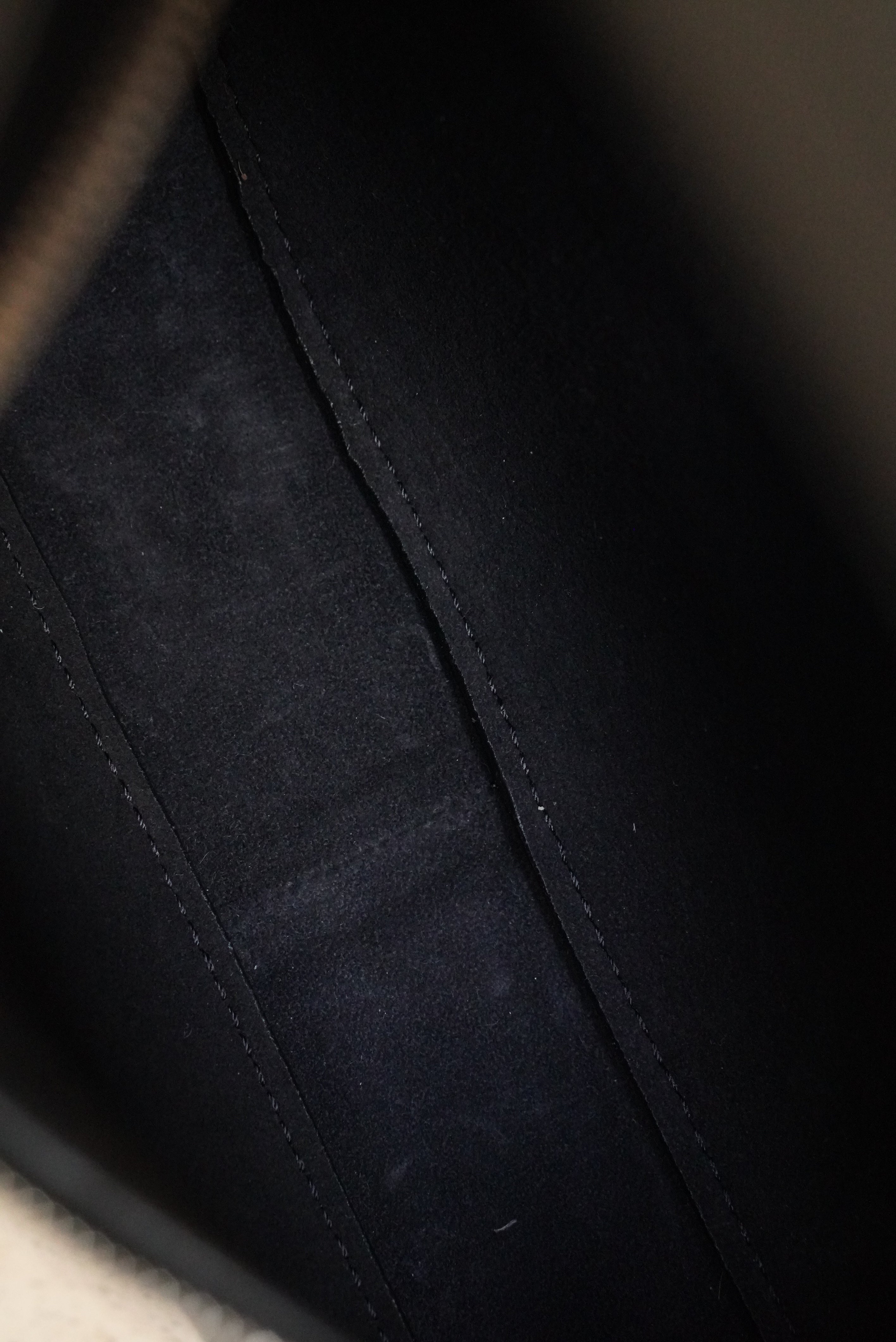 THE ROW HALF MOON BAG | BLACK