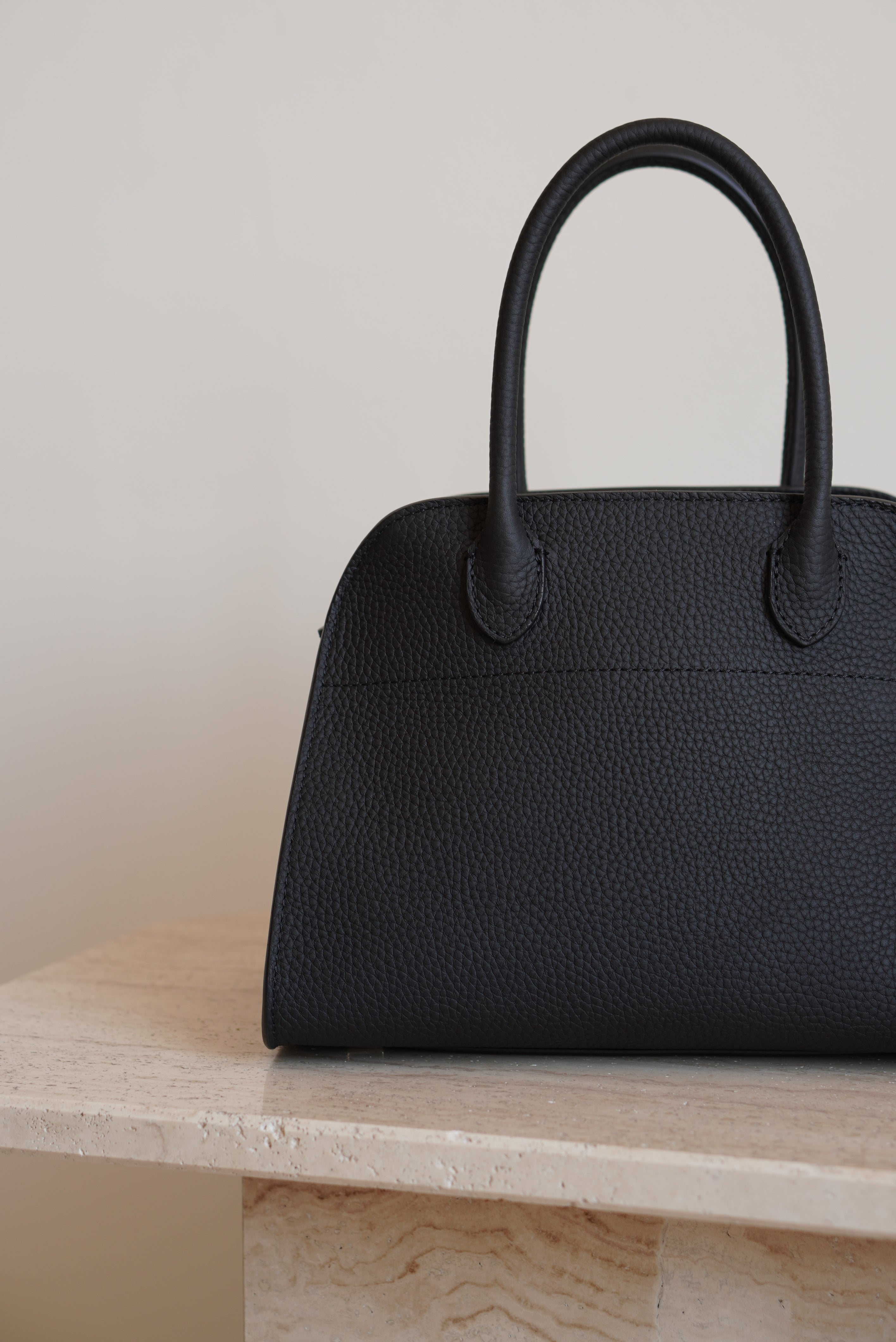 THE ROW SOFT MARGAUX 10 | BLACK