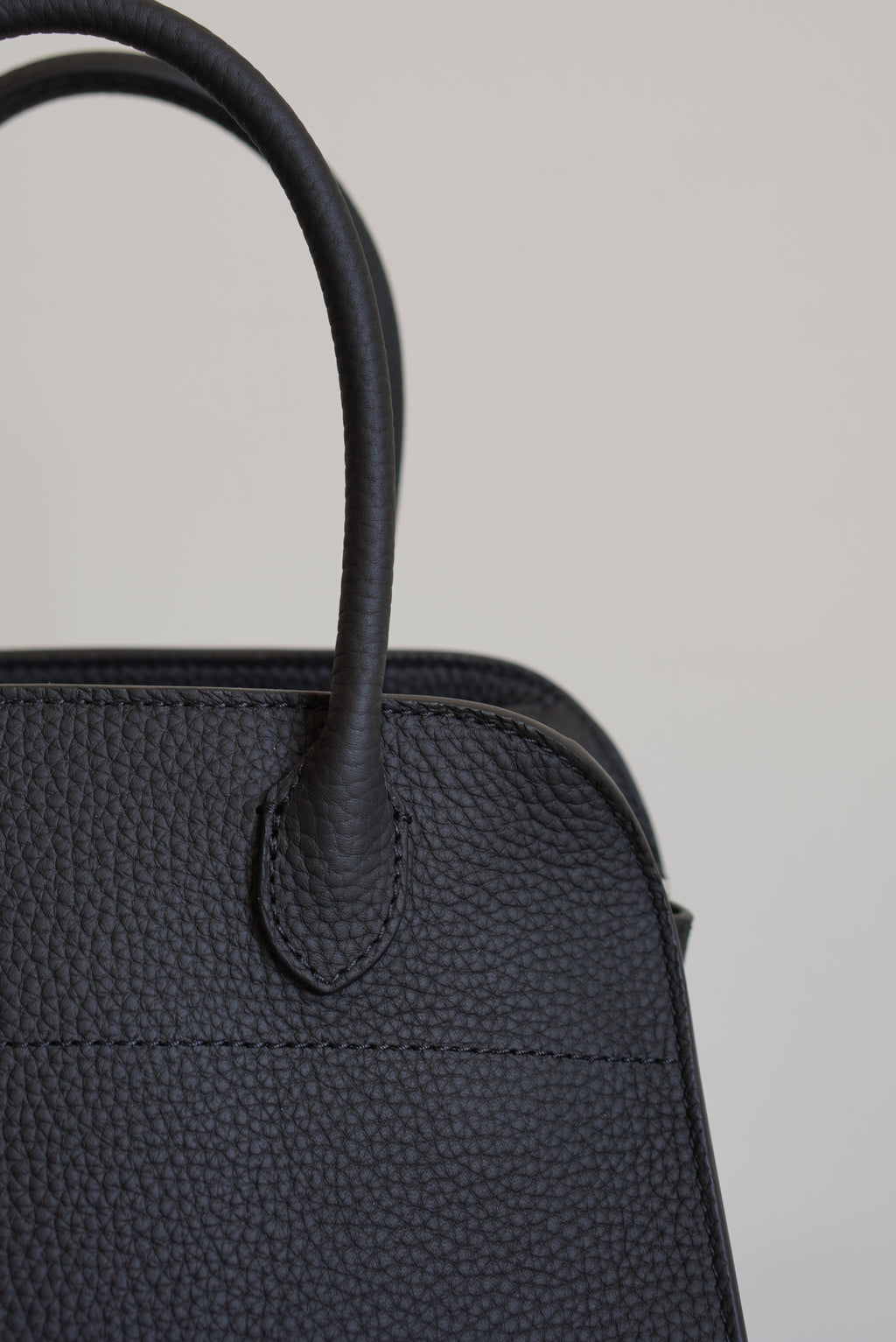 THE ROW SOFT MARGAUX 10 | BLACK