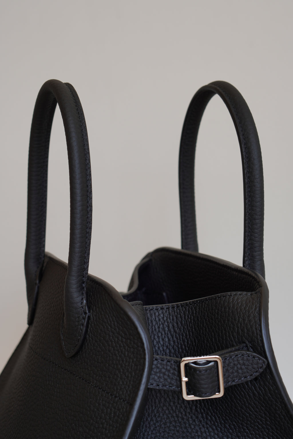 THE ROW SOFT MARGAUX 10 | BLACK