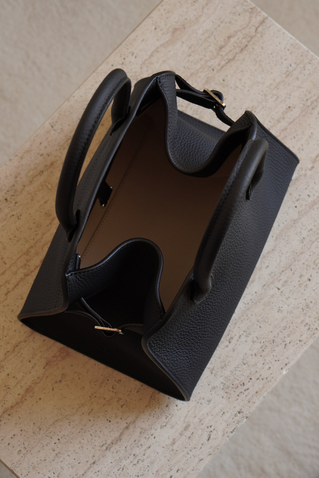 THE ROW SOFT MARGAUX 10 | BLACK