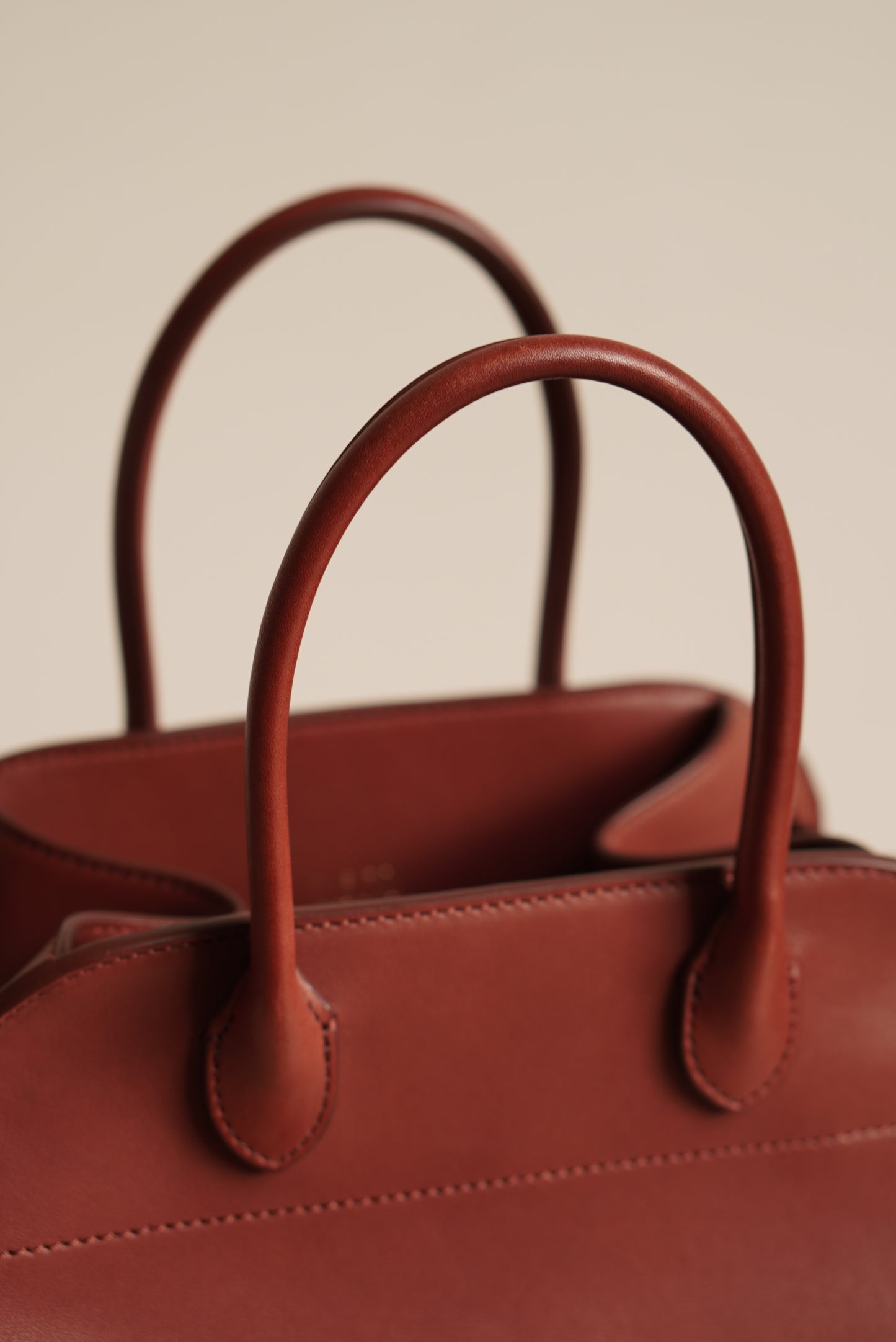 THE ROW SOFT MARGAUX 10 | BURGUNDY