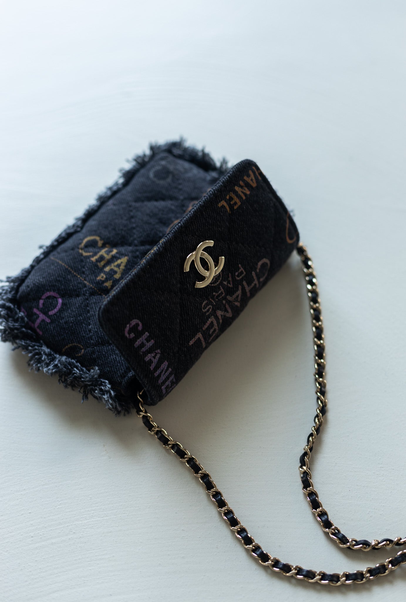 CHANEL MINI VANITY CASE