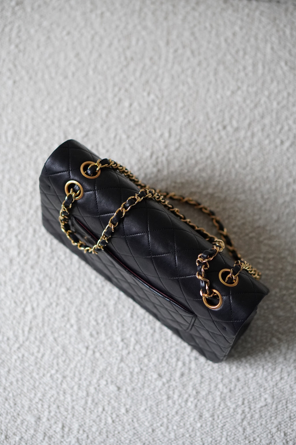 CHANEL CLASSIC MEDIUM DOUBLE FLAP