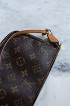 LOUIS VUITTON POCHETTE ACCESSOIRES