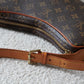 LOUIS VUITTON CROISSANT PM