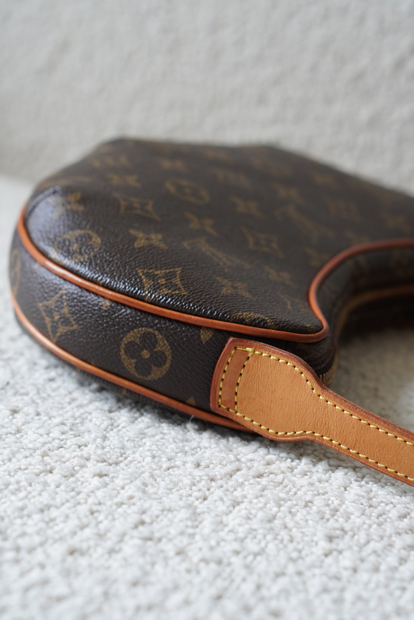 LOUIS VUITTON CROISSANT PM