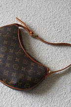 LOUIS VUITTON CROISSANT PM