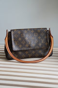 LOUIS VUITTON LOOPING PM