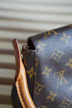 LOUIS VUITTON LOOPING PM