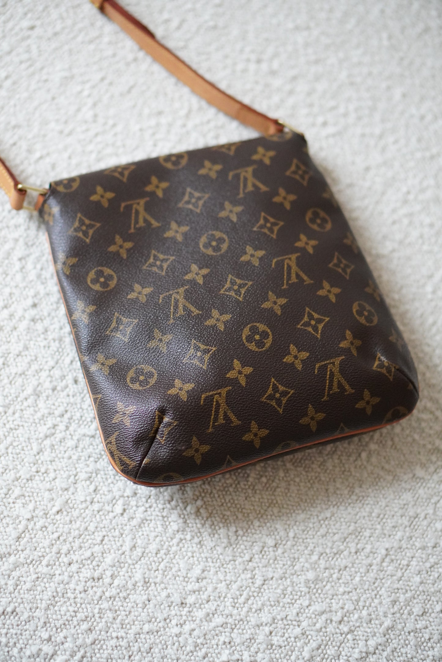 LOUIS VUITTON MUSETTE SALSA PM