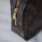 LOUIS VUITTON TROUSSE TOILETTE 23
